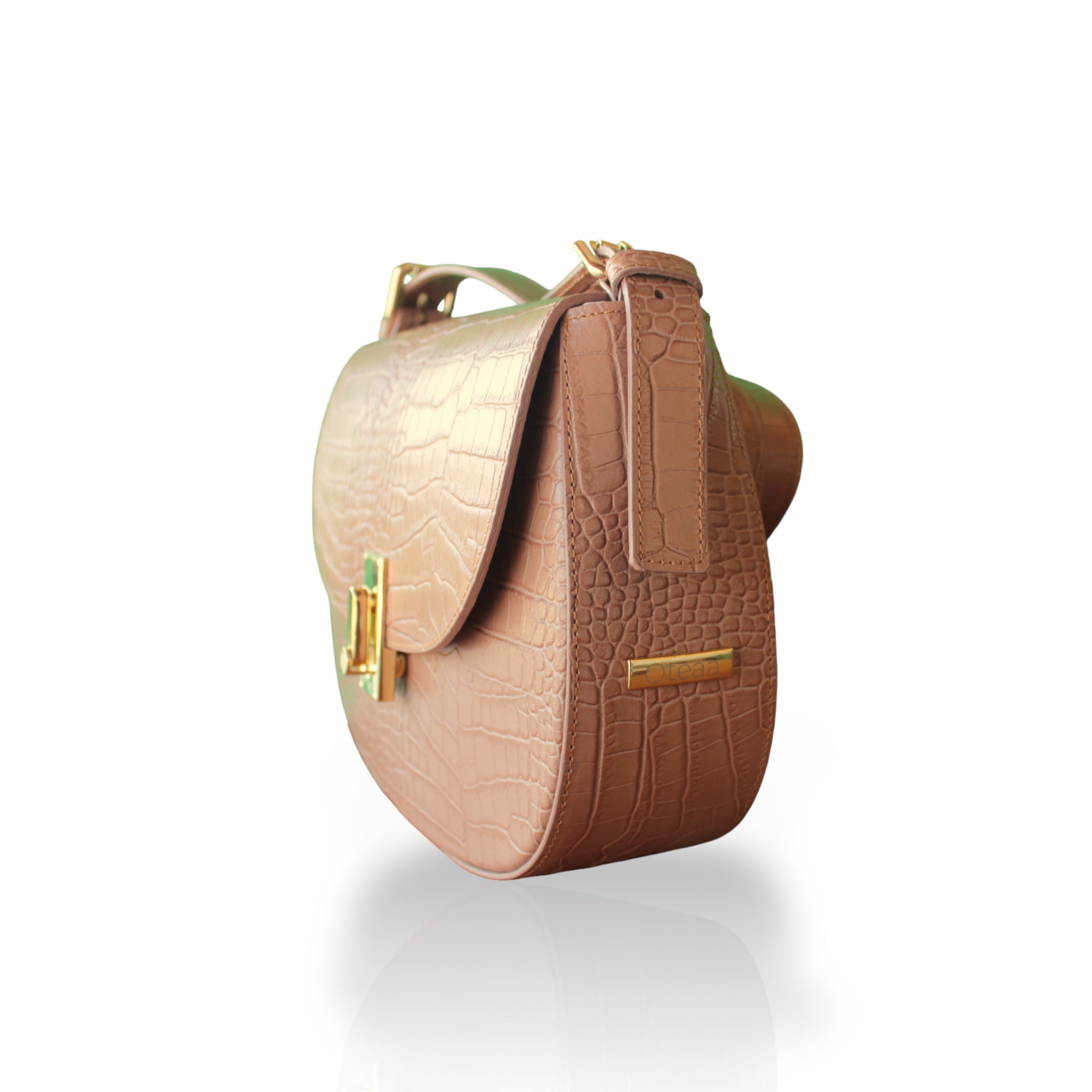 Oriente Saddle Bag in Cocco Leather